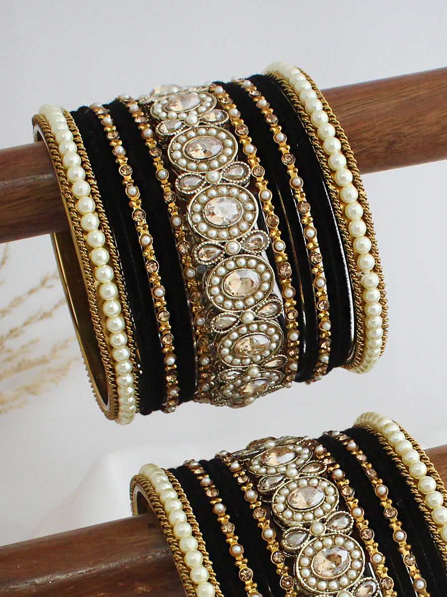 Oshira Bangle Set / Stack-Black