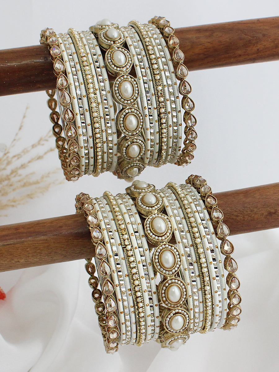 Nehal Bangle Set / Stack-White
