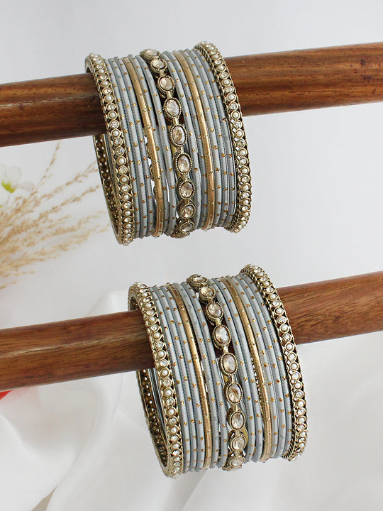 Arunima Bangle Set / Stack-Grey