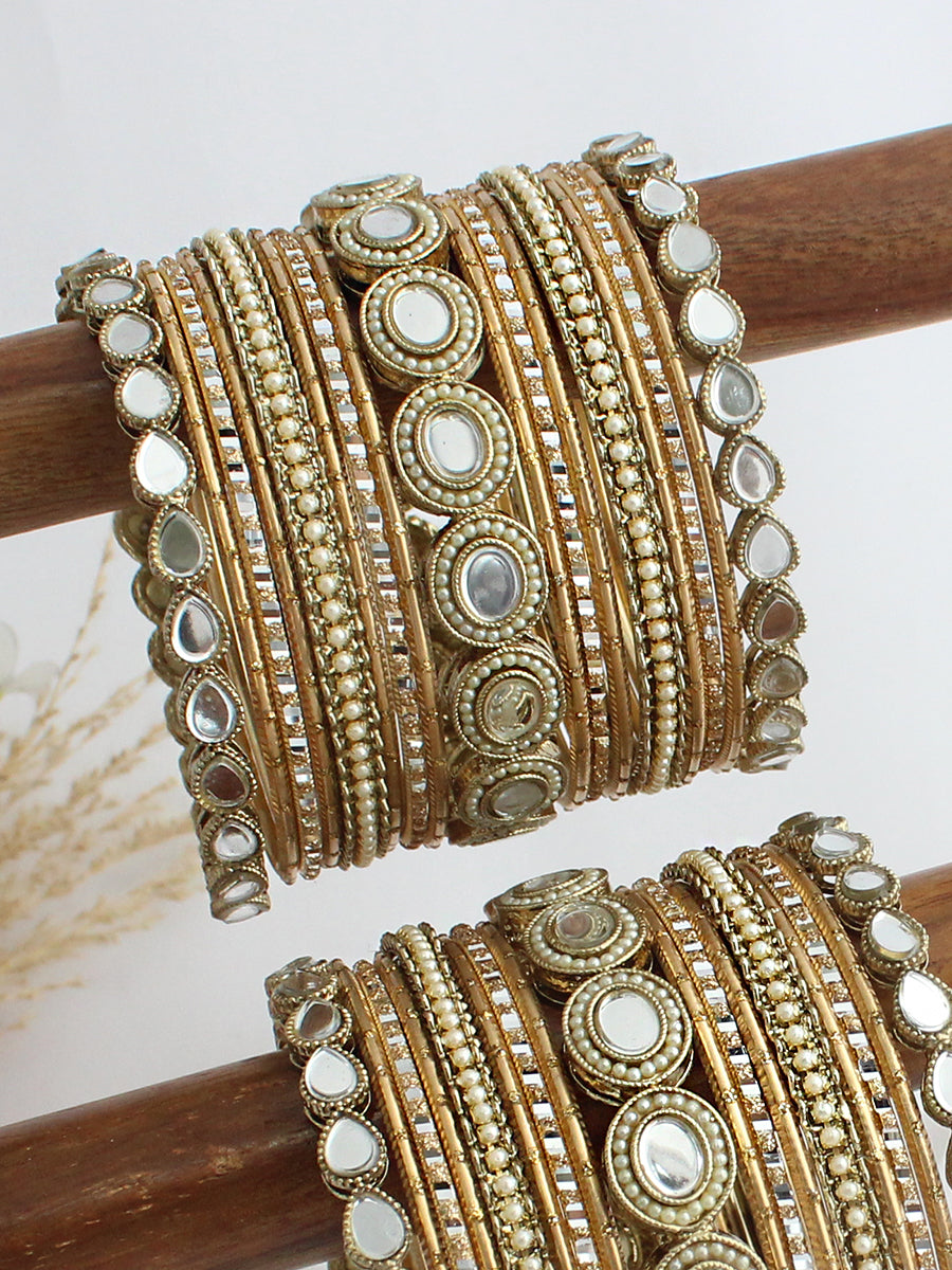 Himadri Bangle Set / Stack-Gold