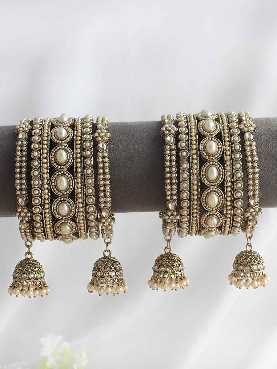 Sanvika Bangle Set / Stack-Pearl
