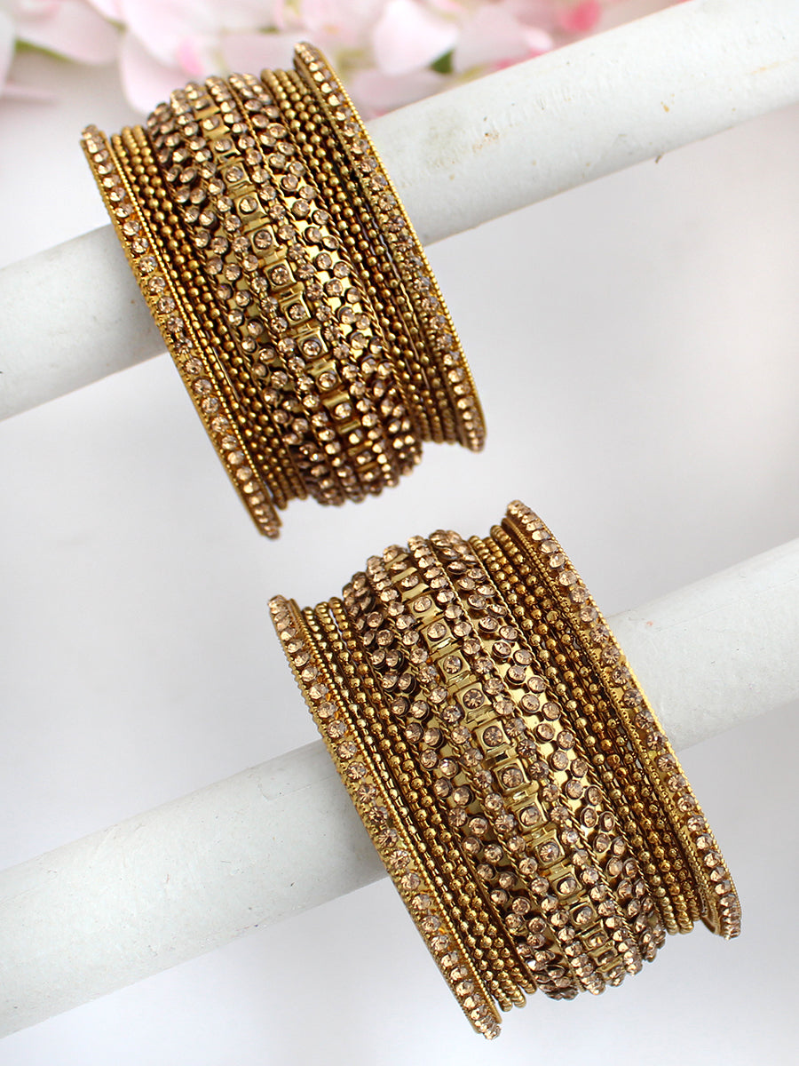 Kashvi Bangle Set-Gold