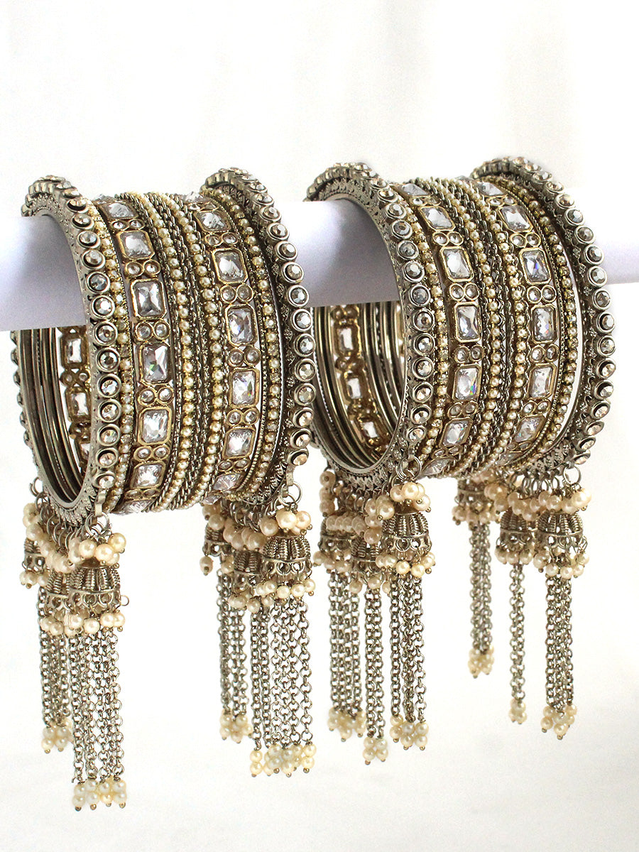 Nishika Bangle Set / Stack-Gold