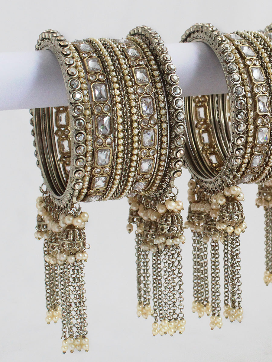 Nishika Bangle Set / Stack-Gold