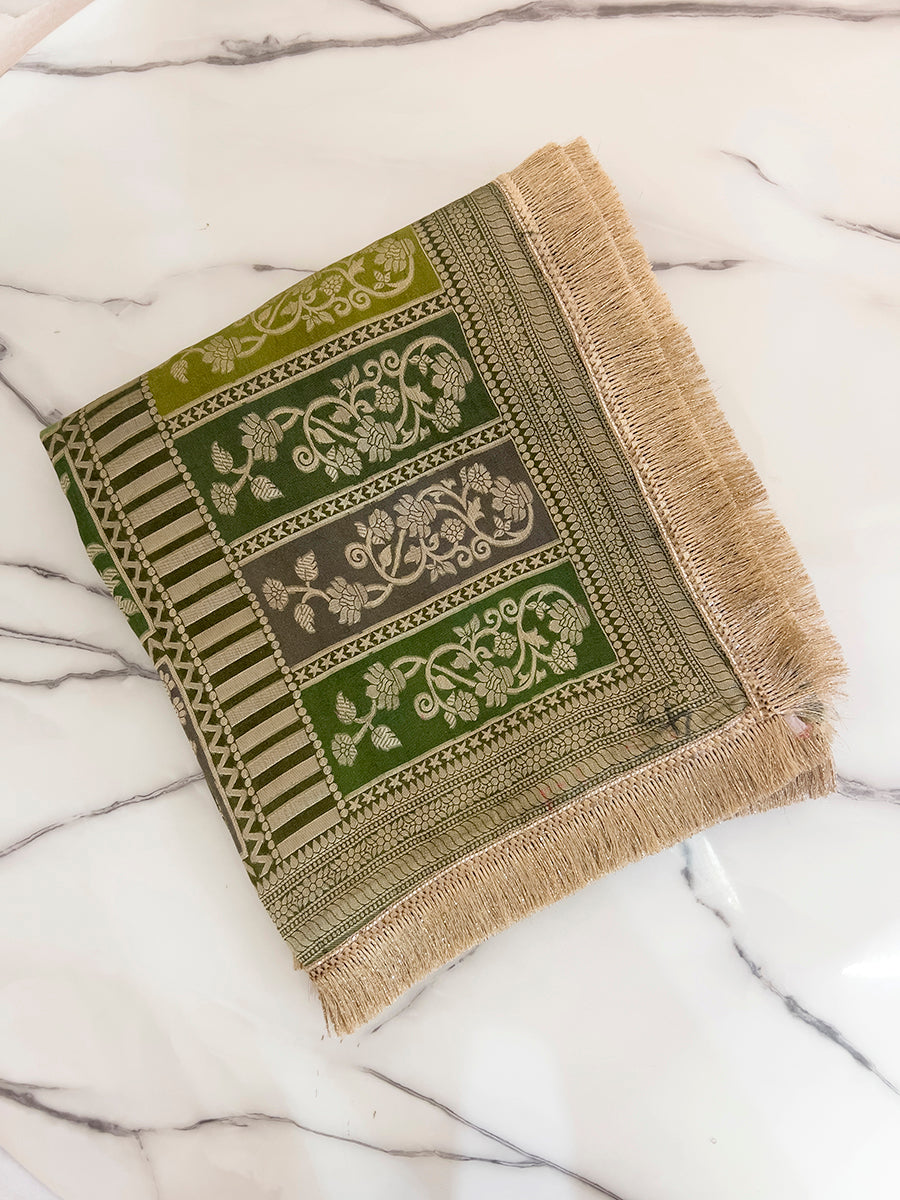 Amyra Dupatta-Green