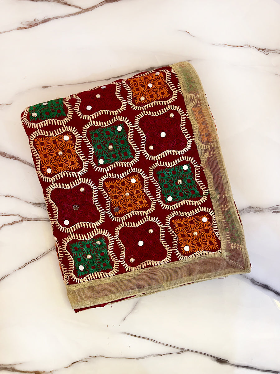 Nimrat Phulkari Dupatta - Maroon