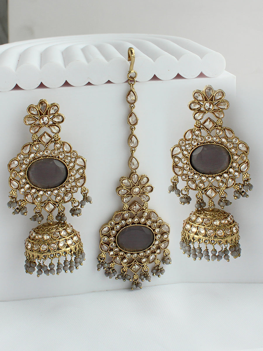 Jiya Earrings & Tikka