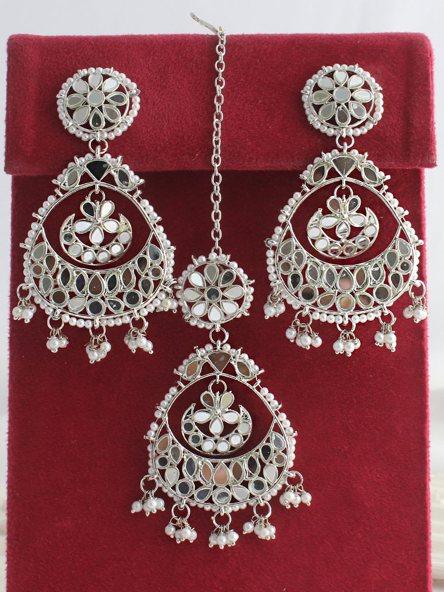 Naaz Mirror Earrings & Tikka - silver
