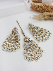 Tamanna Earrings & Tikka-Gold