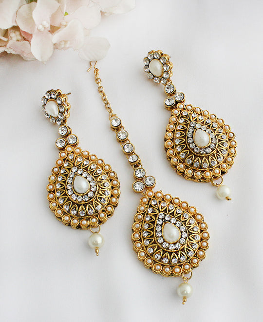 Mahika Earrings & Tikka-White