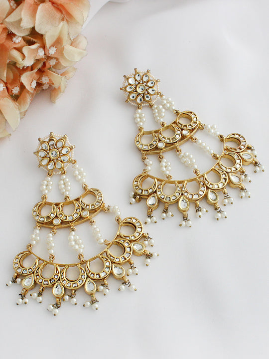 Nidhi Jhoomer / Passa Earrings-White
