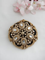 Poorva Kundan Bun-Gold