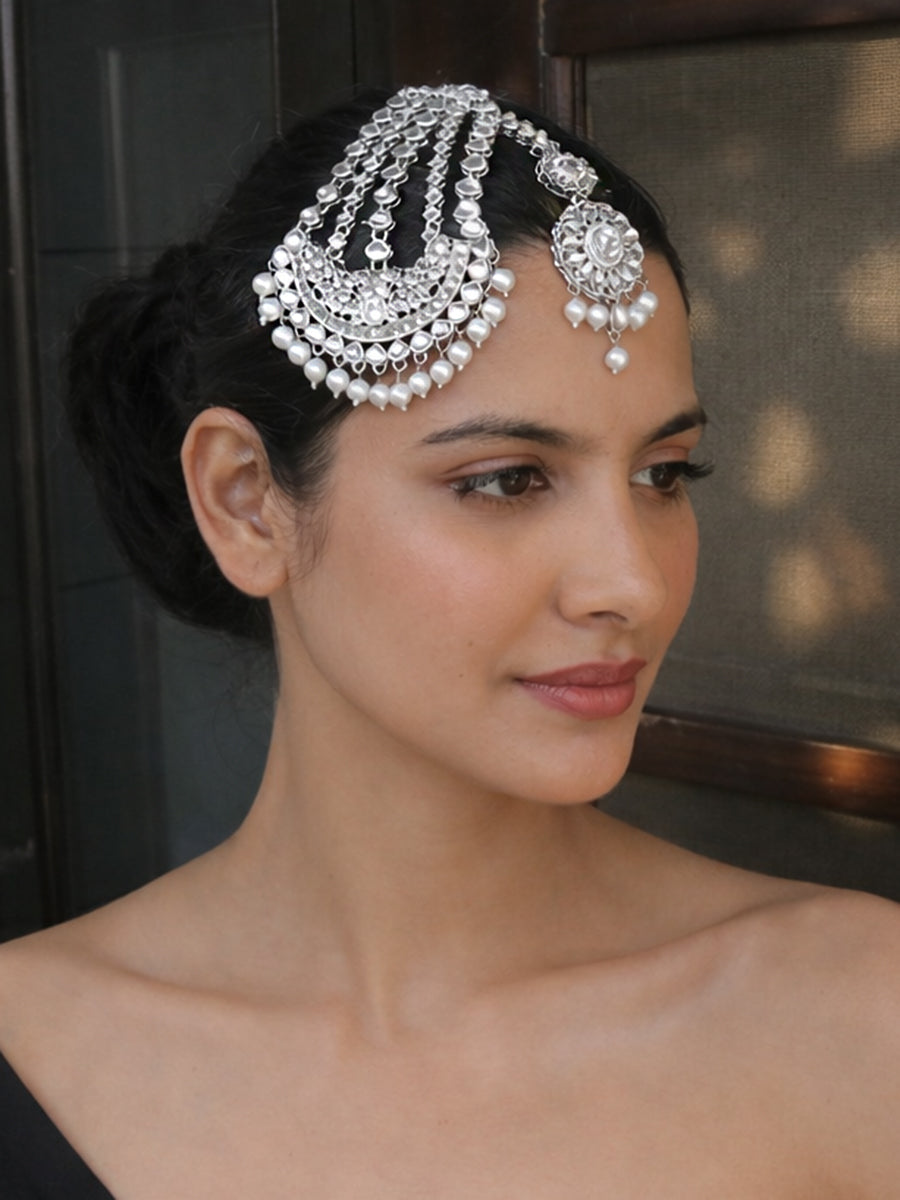 Maanvi Hair Jhoomer & Tikka