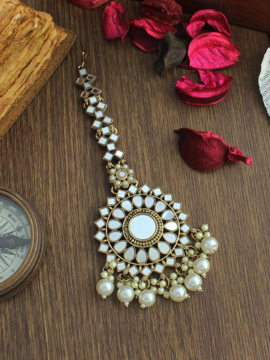 Keesha Mirror Maang Tikka