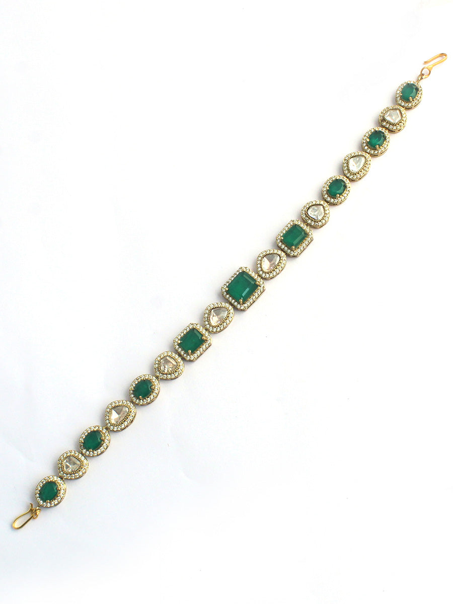 Mayra Sheeshphool / Headpiece-Green