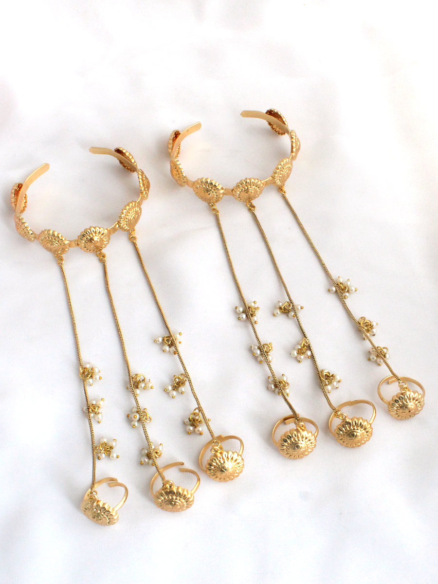 Amishi Hand Harness / Bracelet-Gold