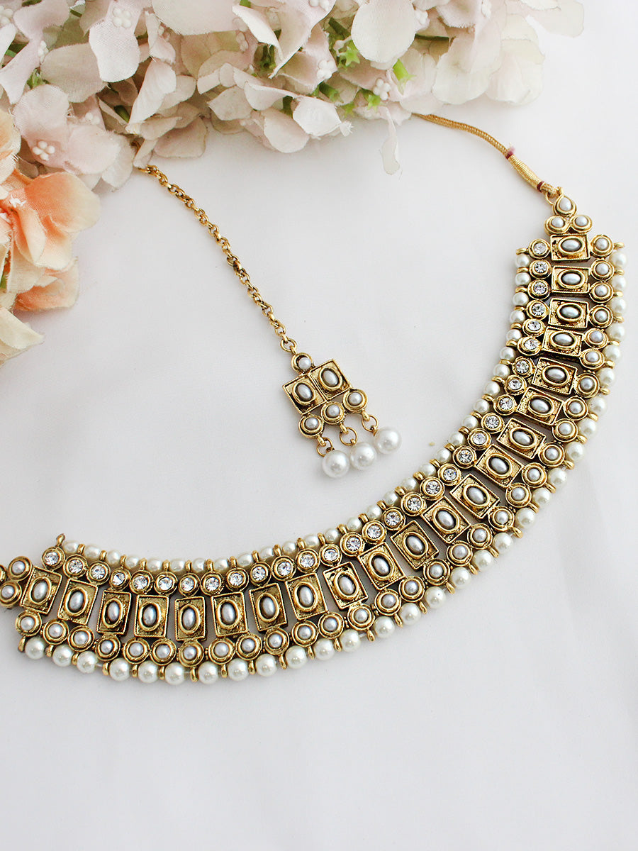 Jigyasa Bib Necklace & Tikka-Pearl