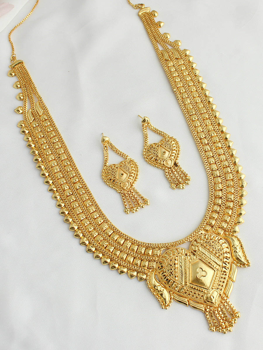 Jaseena Necklace Set - Golden