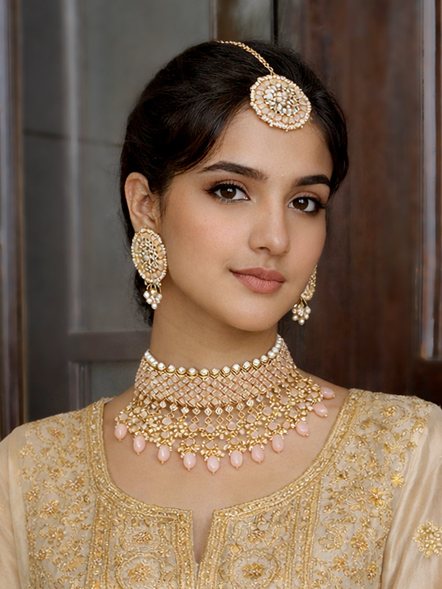 Sabhyta Necklace Set