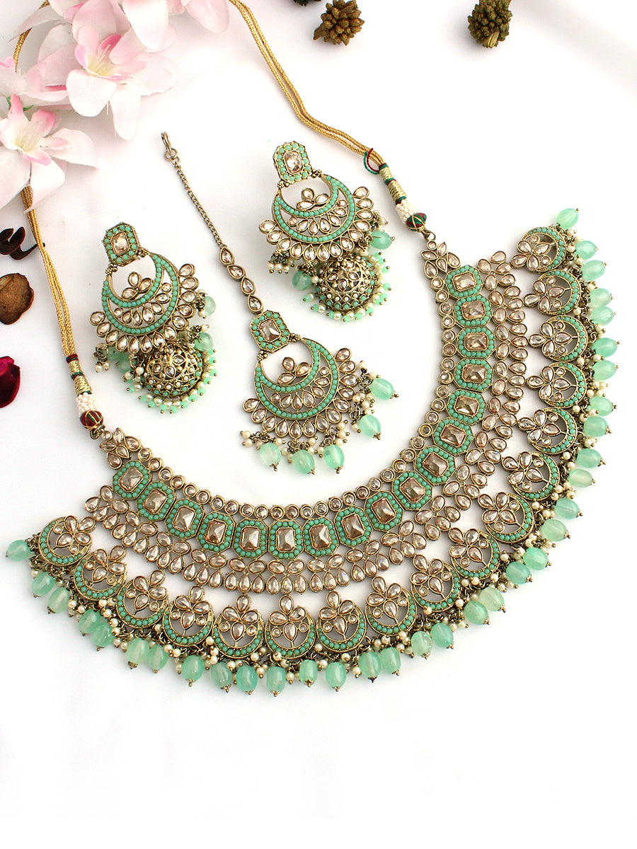 Aastha Necklace Set