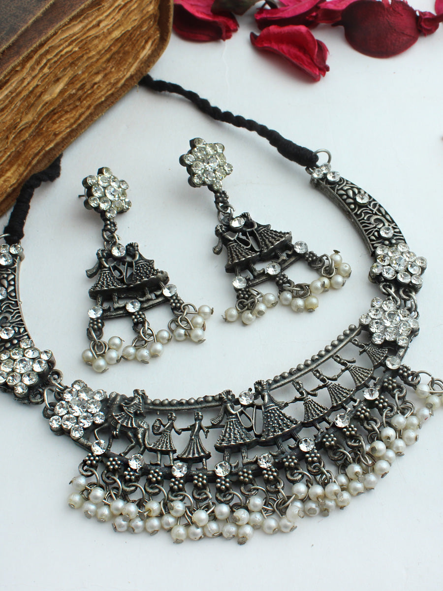 Archana Necklace Set