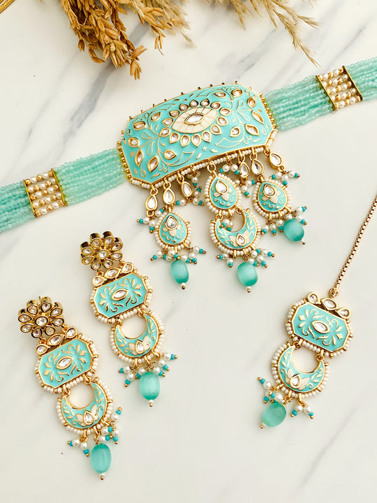 Ratnagiri Necklace Set