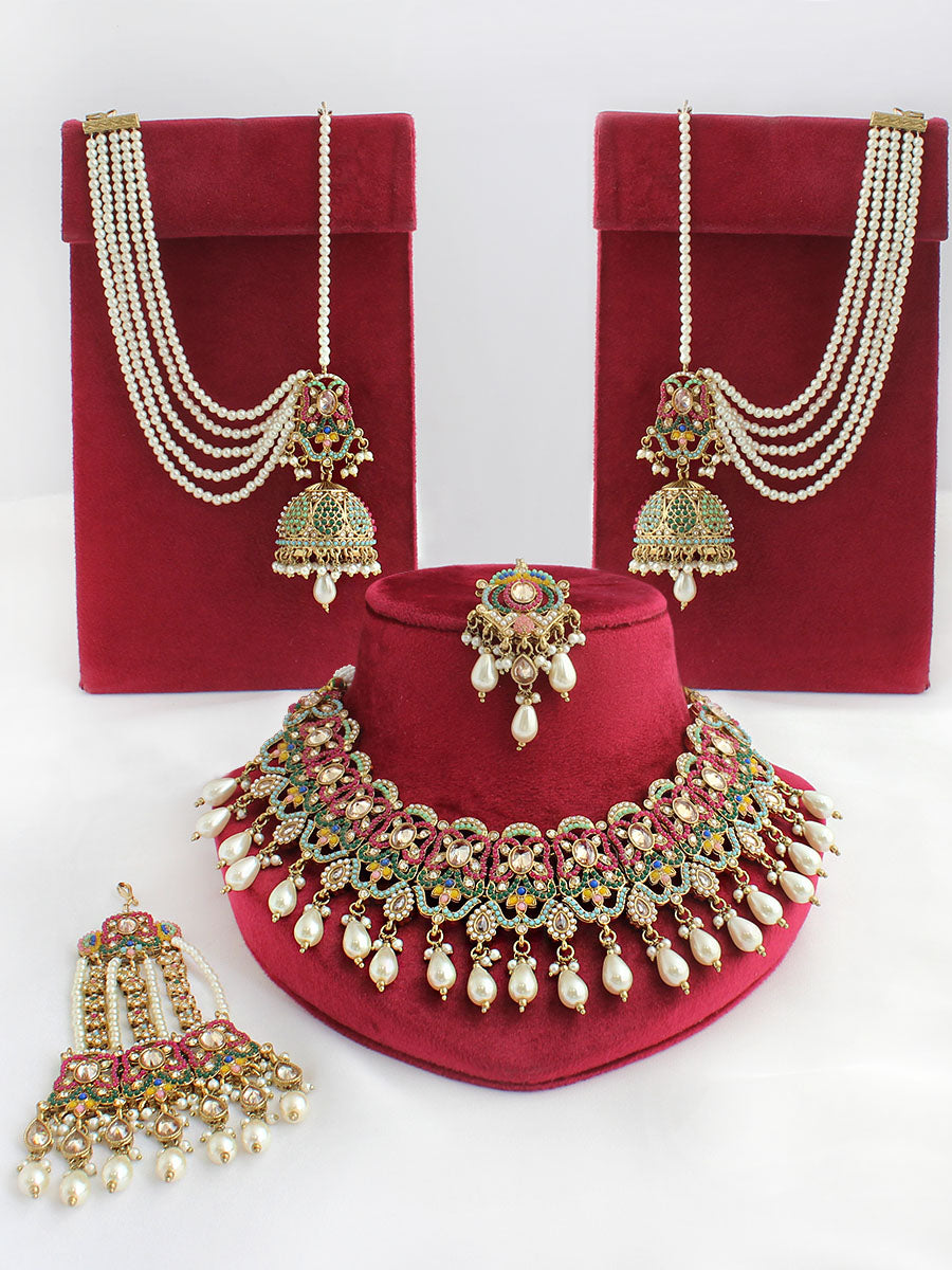 Mehreen Necklace Set