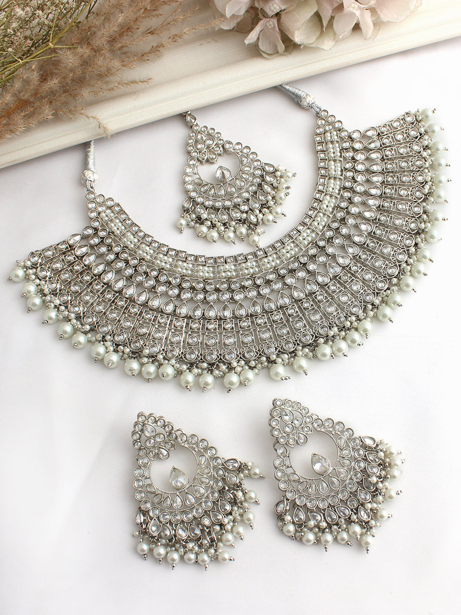 Shamita Necklace Set
