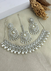 Amisha Choker Necklace Set