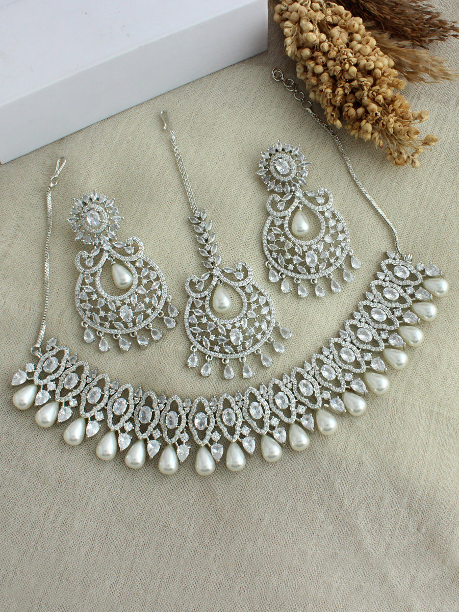 Amisha Choker Necklace Set