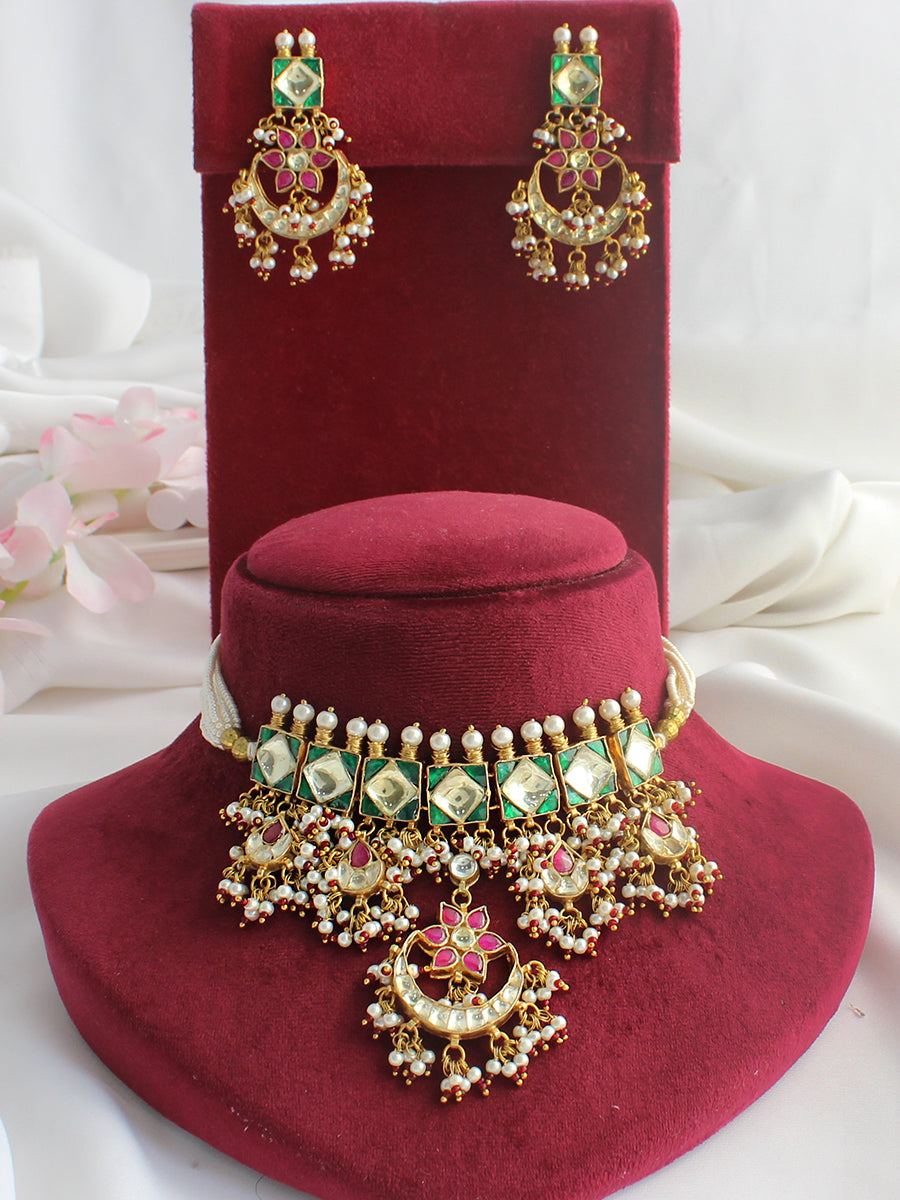 Nupur Necklace Set