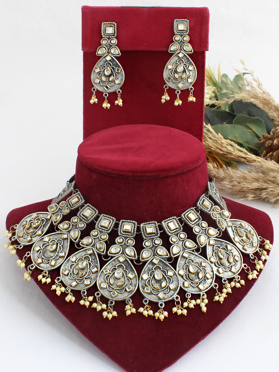 Brishti Bib Necklace Set-Metallic