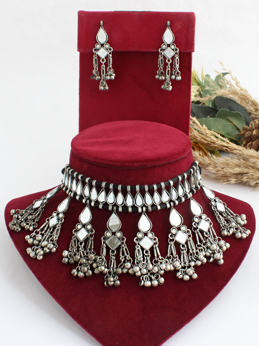 Armina Choker Necklace Set