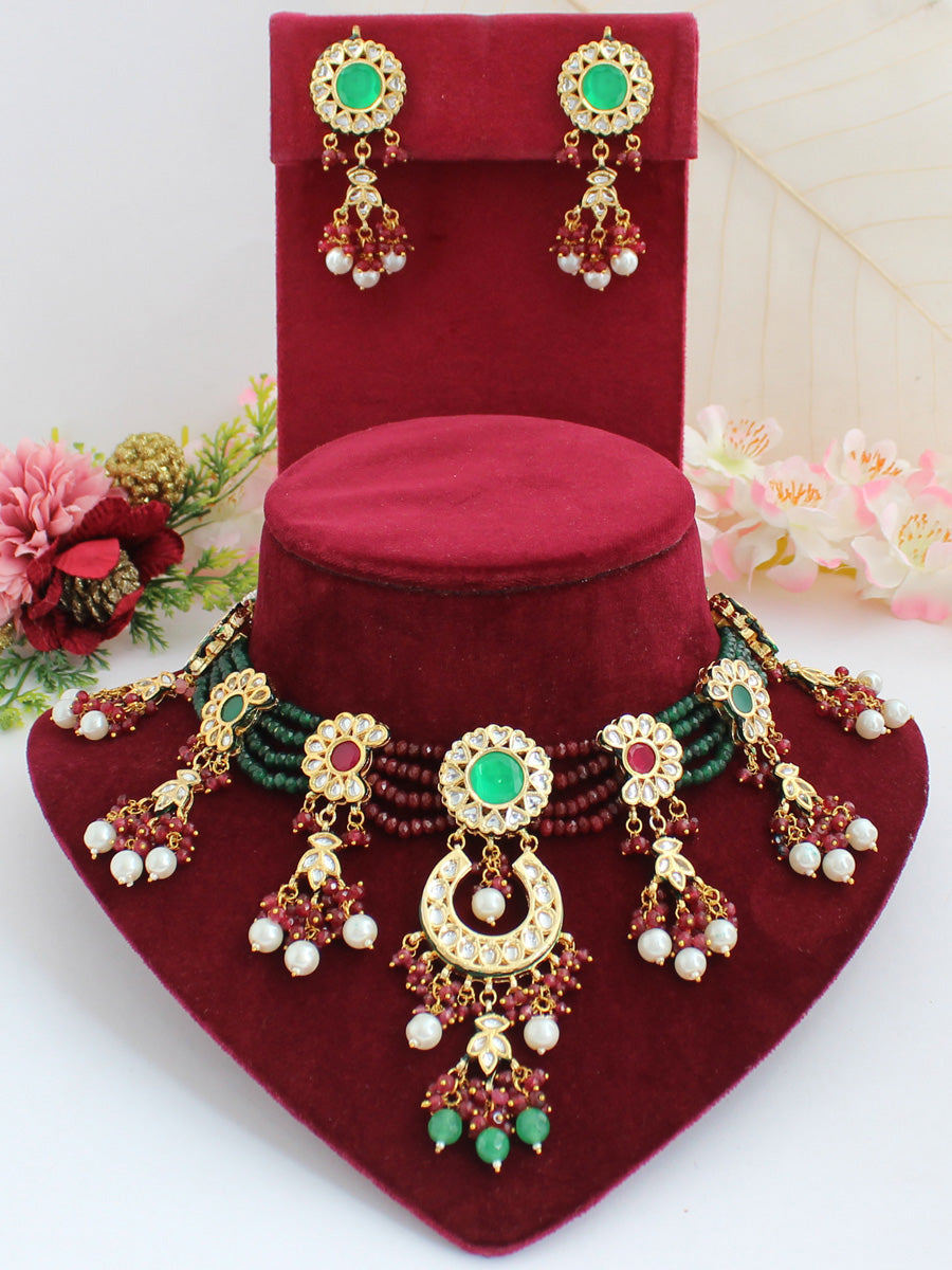 Vishali Bib Necklace Set