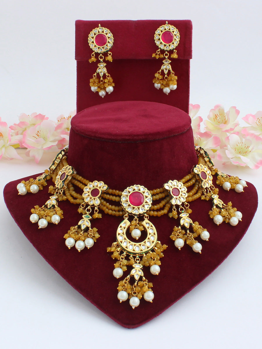 Vishali Bib Necklace Set