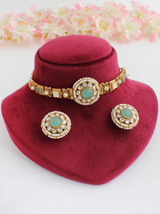Manya Choker Necklace Set
