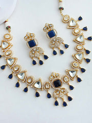 Kavisha Bib Necklace Set