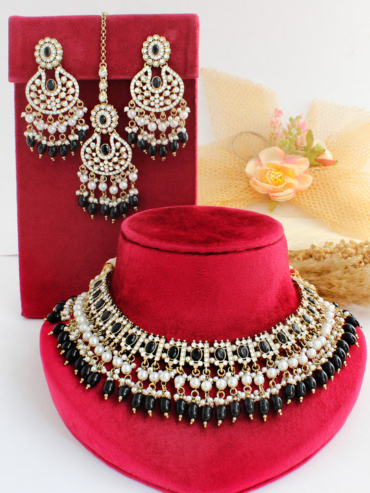 Anisha Bib Necklace Set-Black