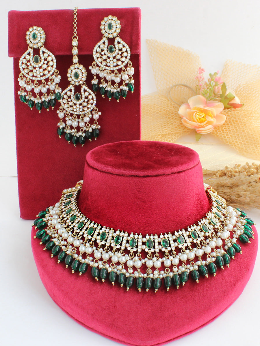 Anisha Bib Necklace Set-Green