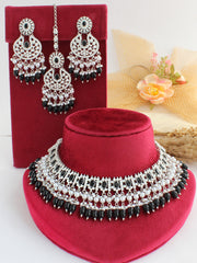 Anisha Bib Necklace Set-black