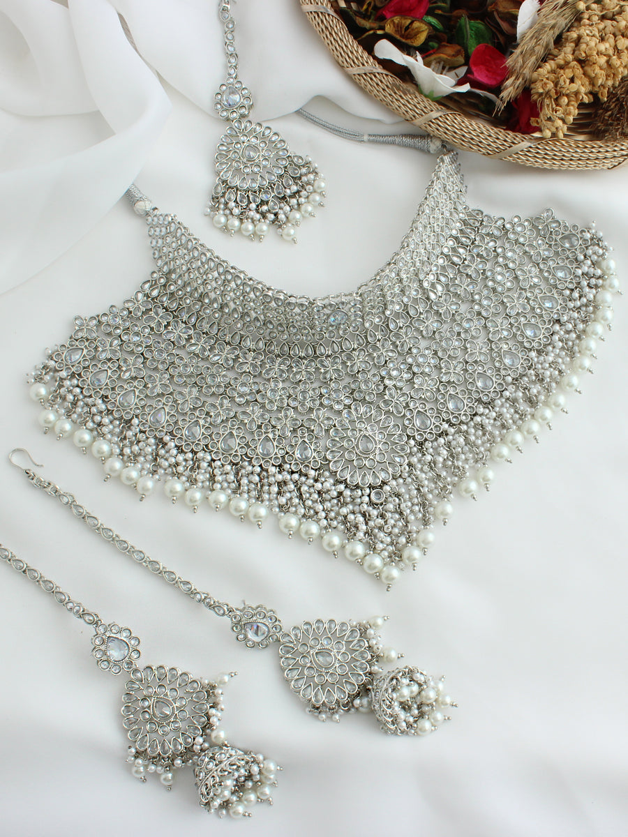 Tamanna Necklace Set