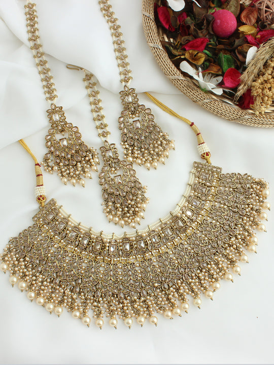 Sehar Necklace Set