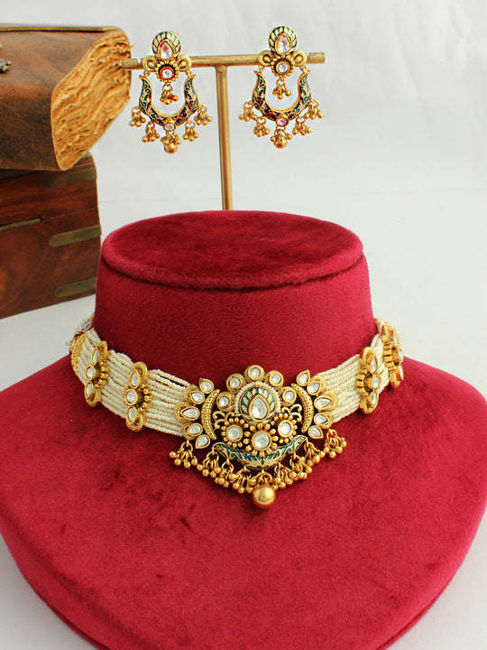 Anaika Choker Necklace Set