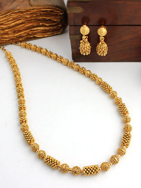 Priya Mala Necklace Set-Gold