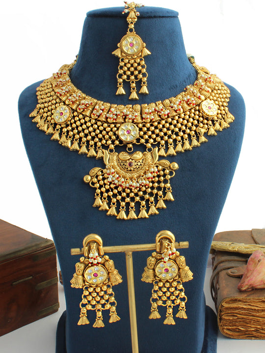Aadhya Bib Necklace Set