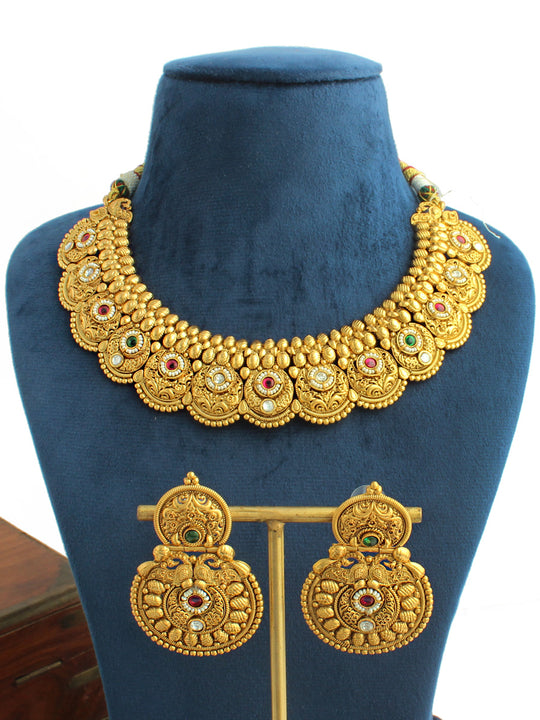 Vithya Bib Necklace Set