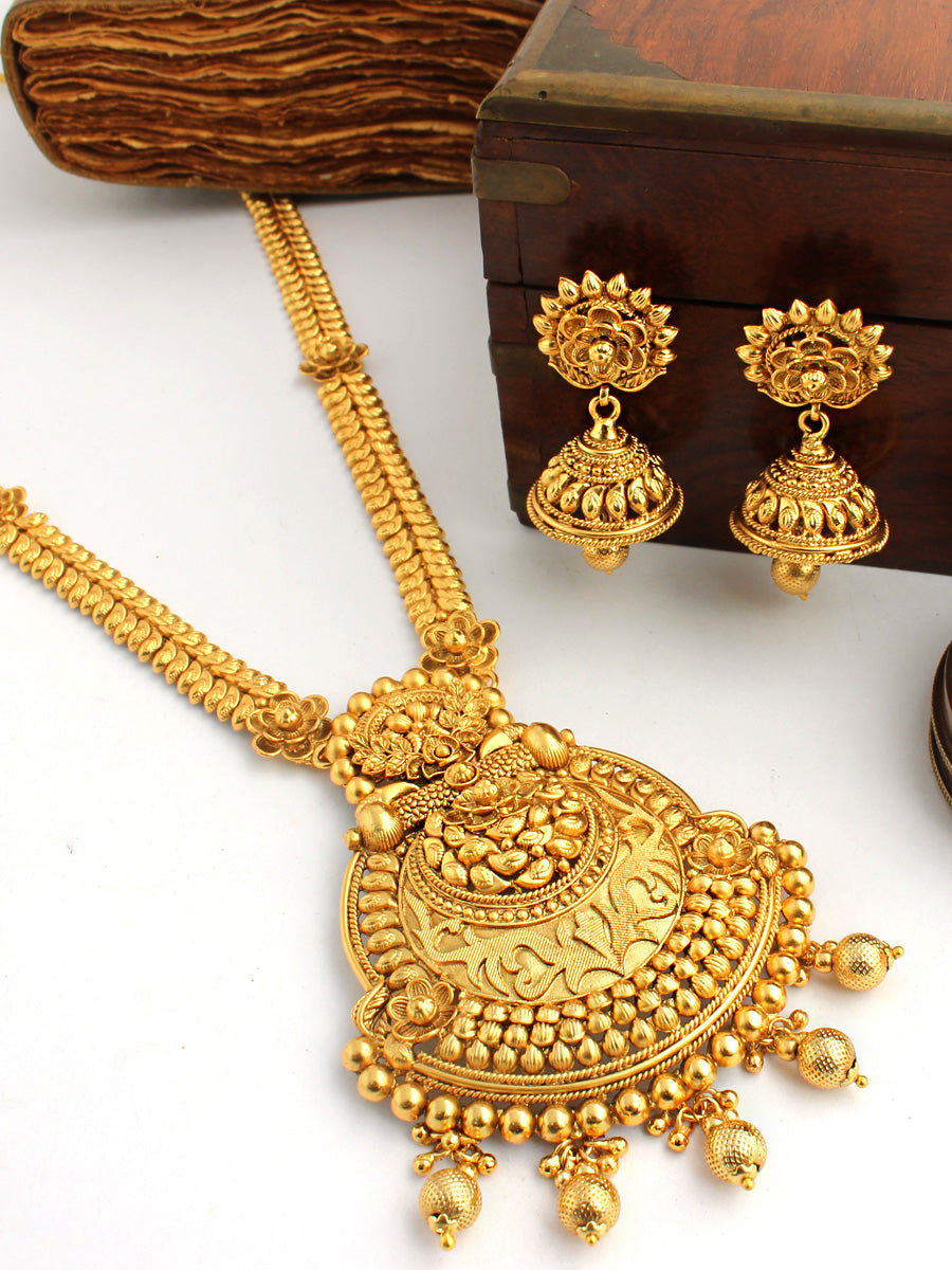 Prajna Long Necklace Set