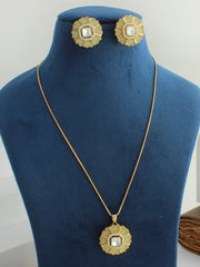 Bela Pendant Necklace Set