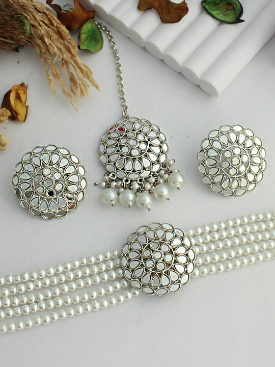 Mrinali Choker Necklace Set-Silver