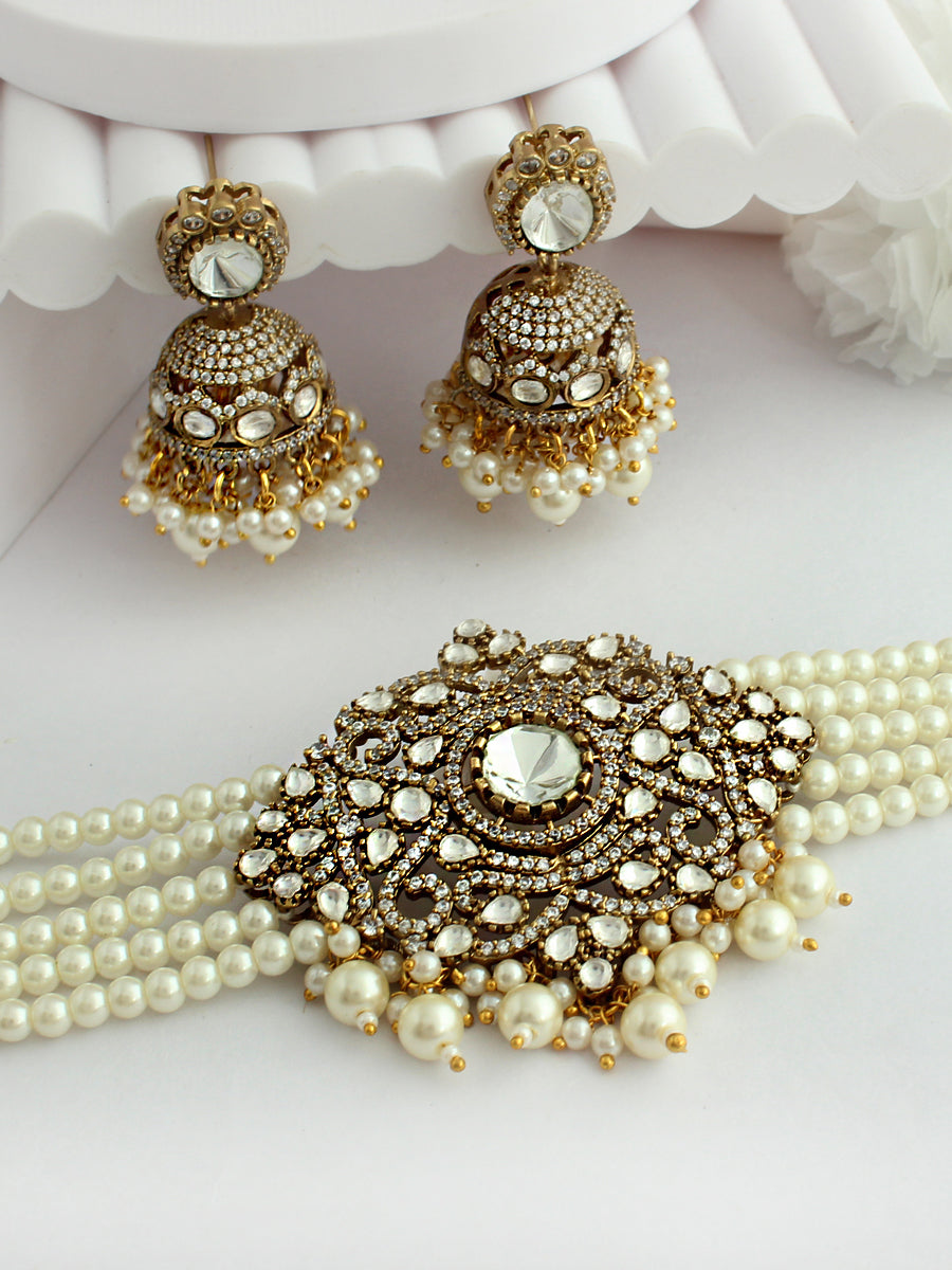 Priyasha Choker Necklace Set